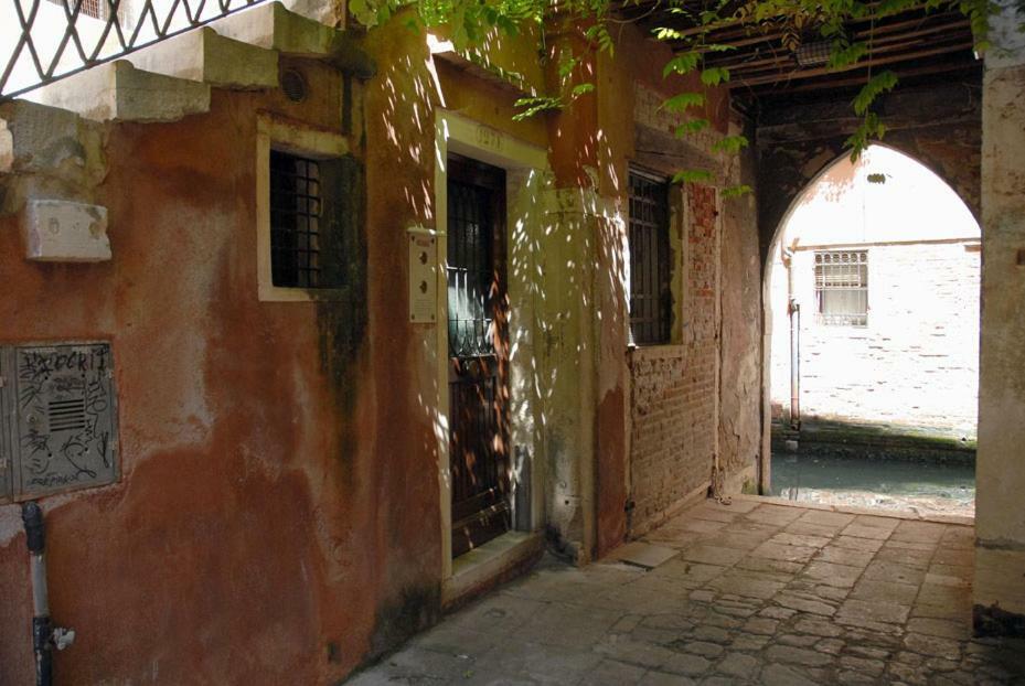 Dorsoduro - Corte Della Comare Venetië Buitenkant foto